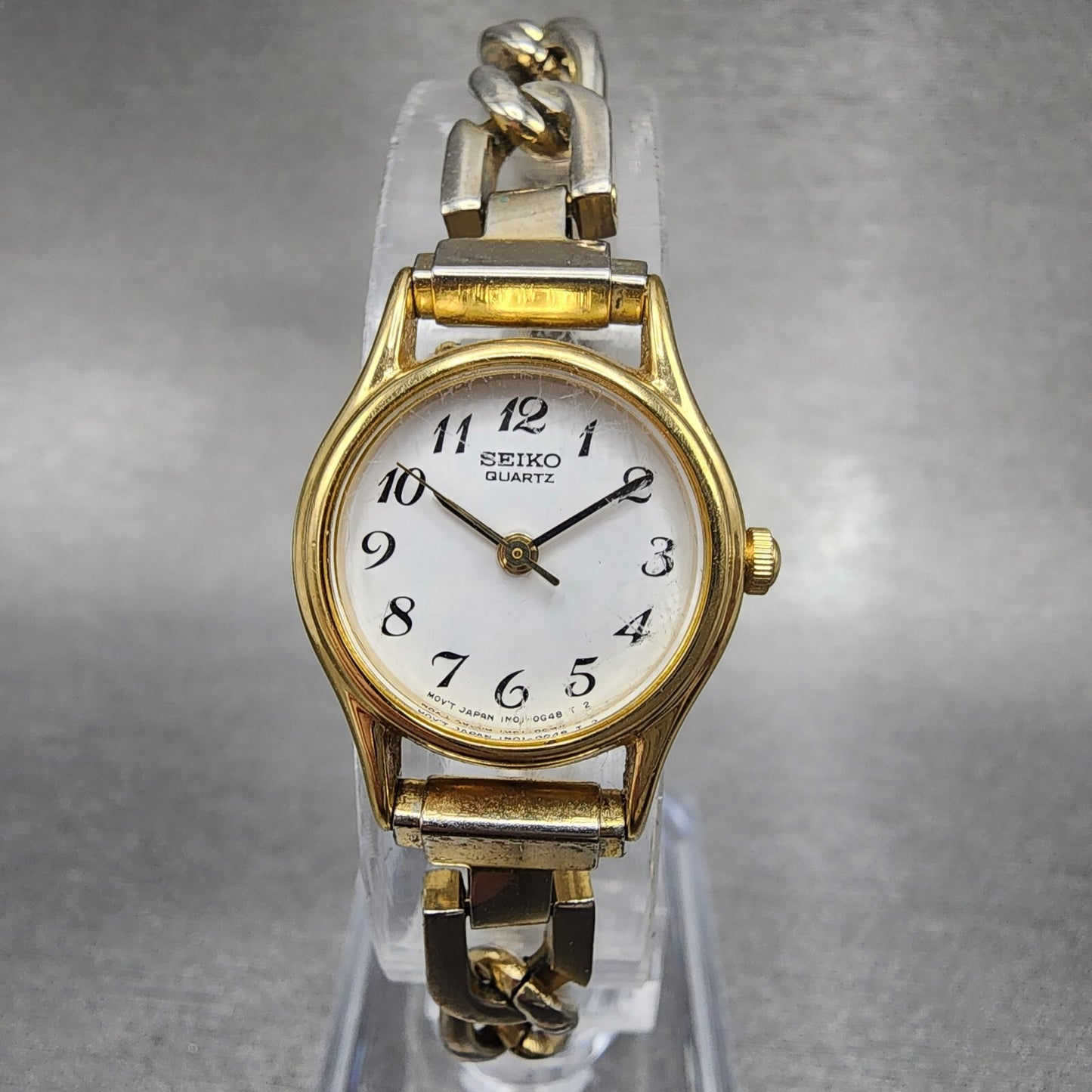 Seiko Watch Women 20mm White Dial Gold Tone Round 1N010E19 New Battery VTG0
