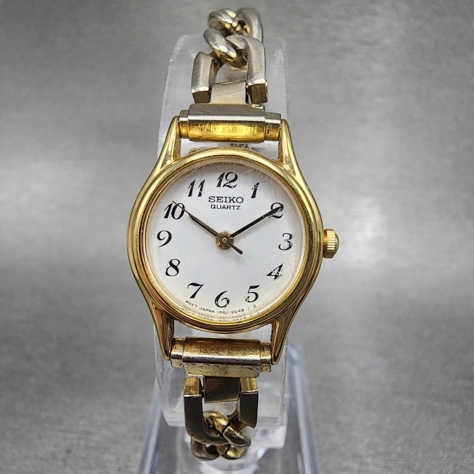 Seiko Watch Women 20mm White Dial Gold Tone Round 1N010E19 New Battery VTG0
