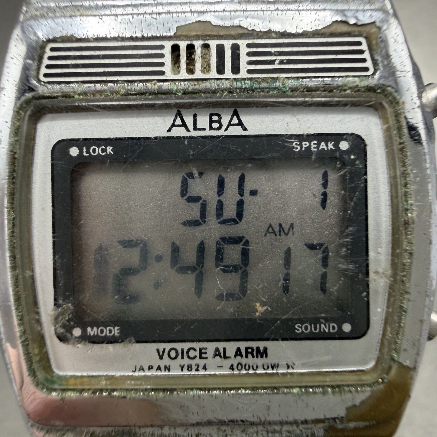 Seiko ALBA Digital Watch Men 35mm LCD Silver Tone Alarm Y824-4000 New Battery1