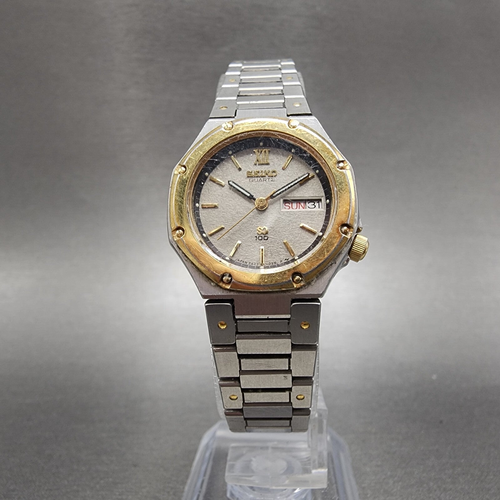 Seiko SQ 100 Watch Women 25mm Gray Dial Two Tone Daydate Octagon New Battery5