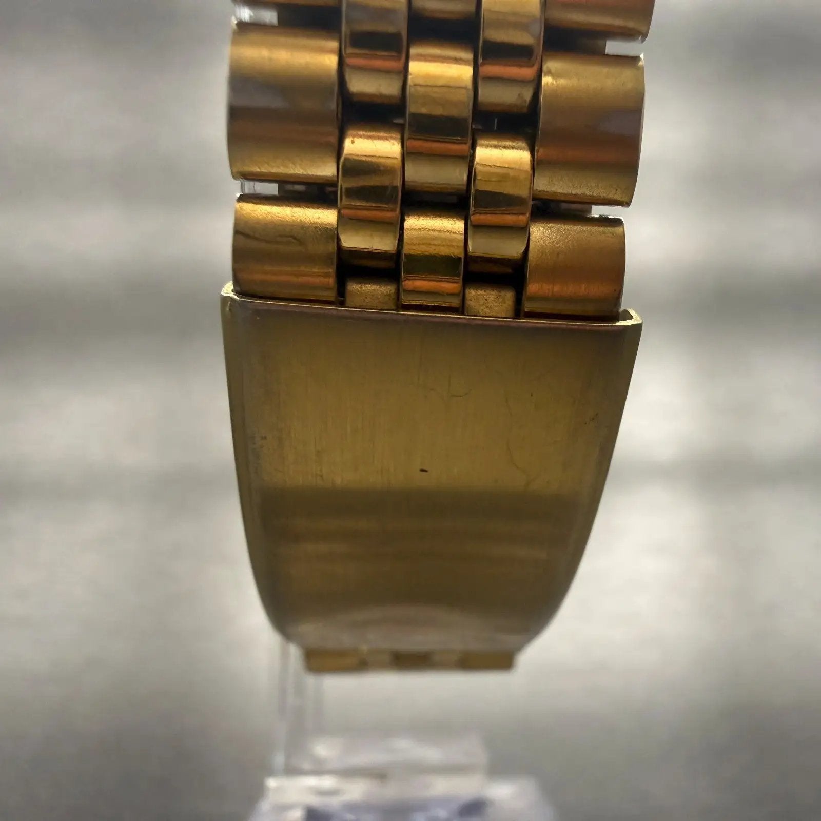 48013004