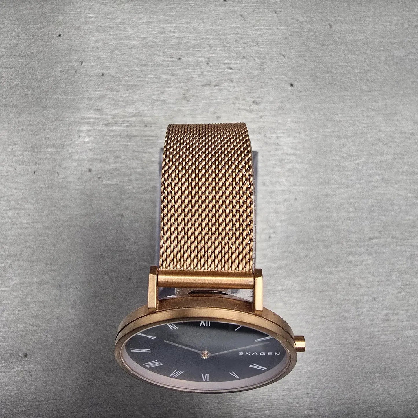 Skagen Hald Watch Women 34mm Gray Dial Gold Tone Round SKW2675 New Battery4