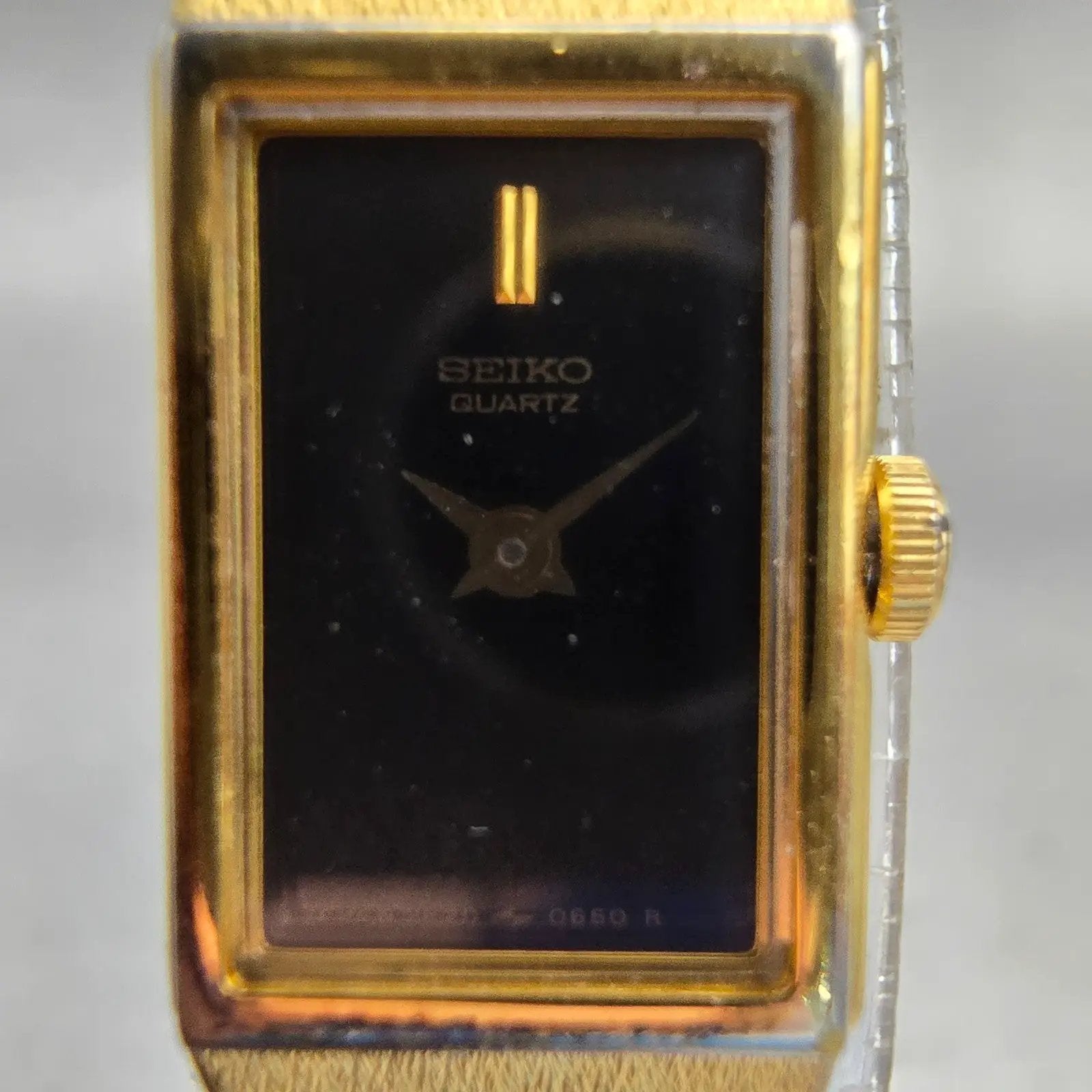 Seiko Tank Watch Women 12mm Black Dial Gold Tone Rectangle 2E20-5490 New Battery1