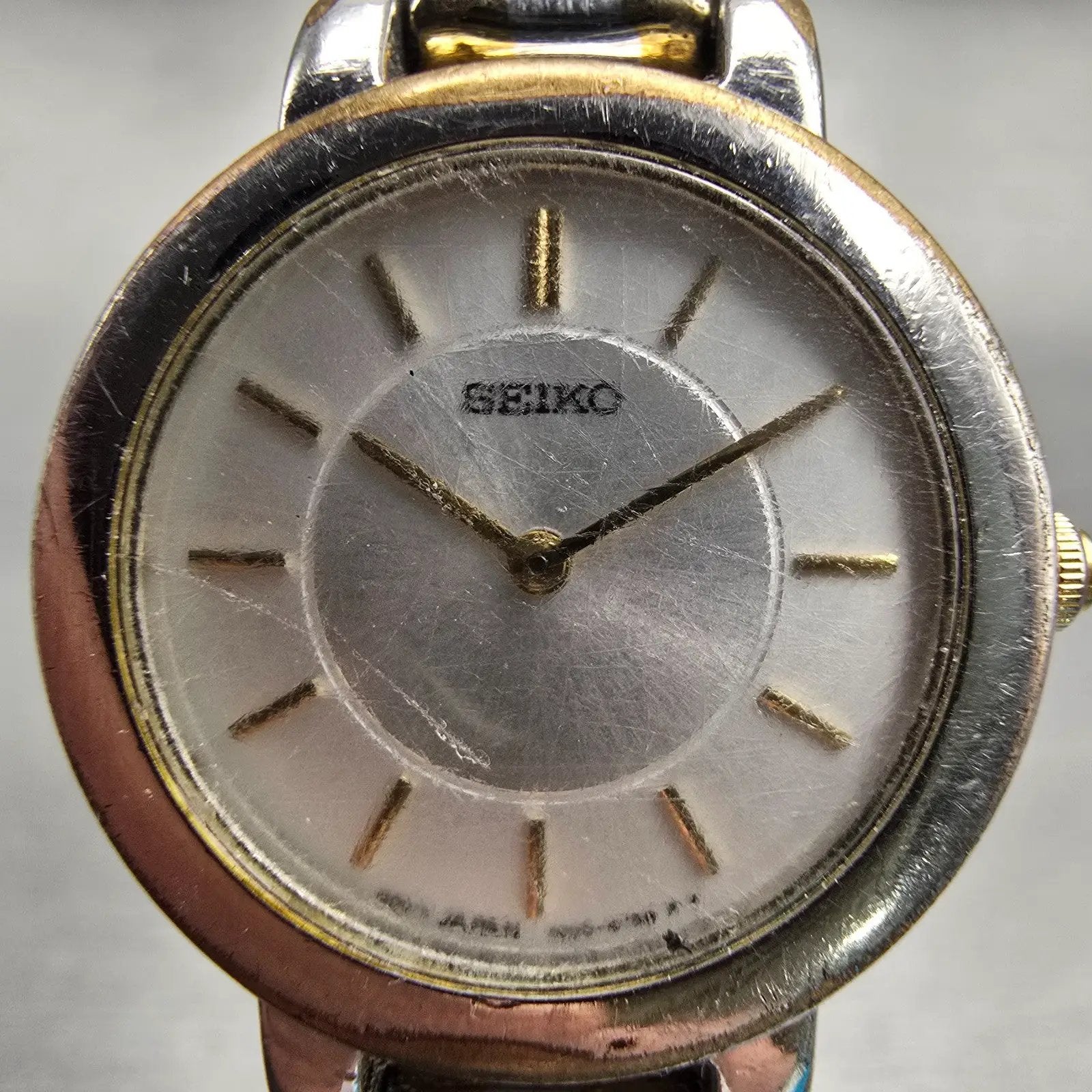 Seiko Watch Women 25mm Silver Dial Two Tone Round 1N00-1E19 New Battery Vintage1