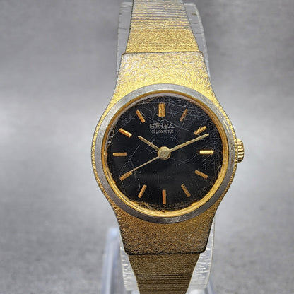 Seiko Watch Women 20mm Black Dial Gold Tone Round 8Y210020 New Battery0