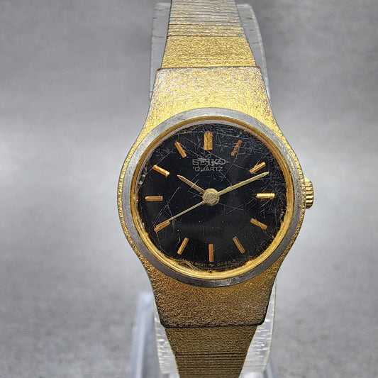 Seiko Watch Women 20mm Black Dial Gold Tone Round 8Y210020 New Battery0