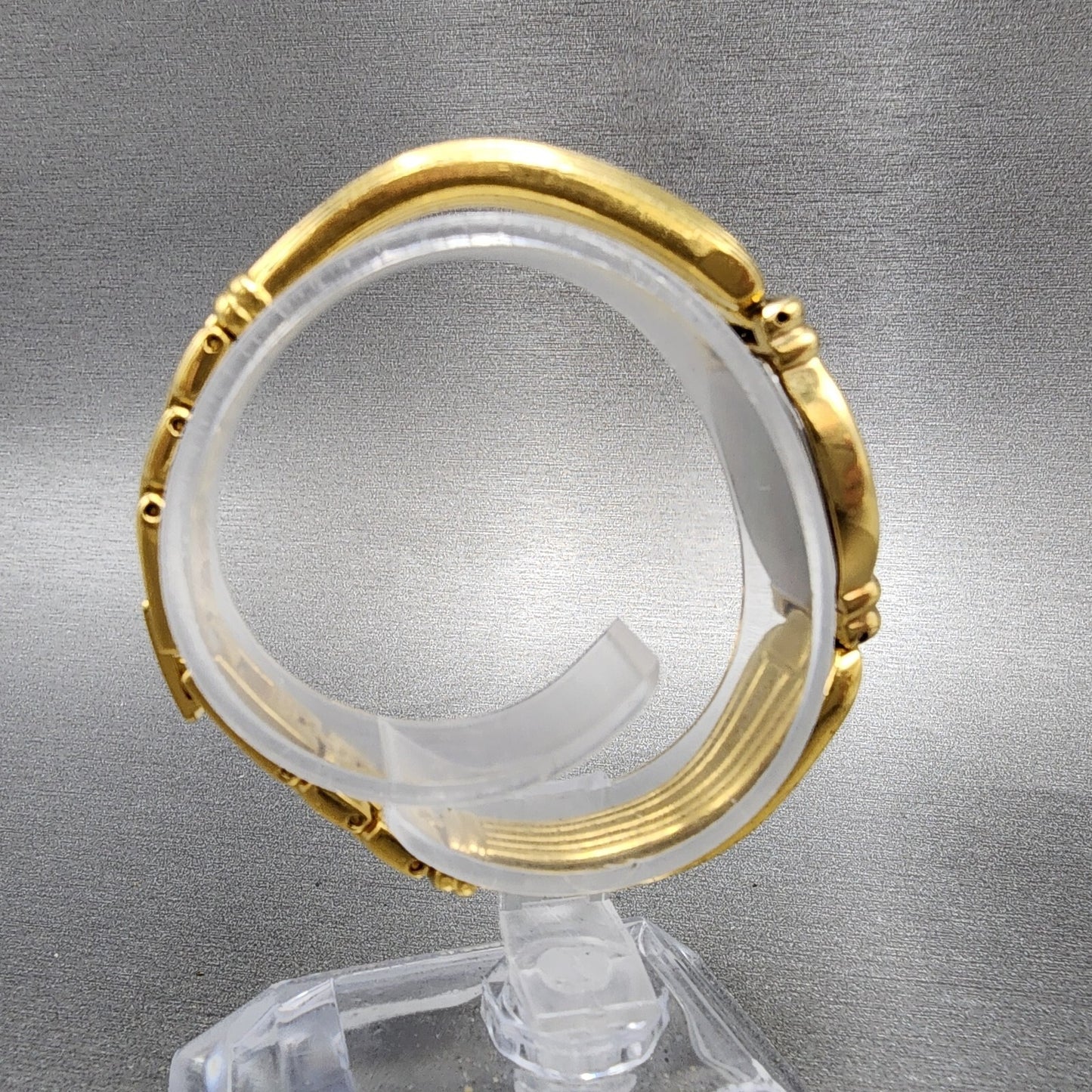 Seiko Watch Women 16mm White Dial Gold Tone Oval Y1505n90 New Battery8