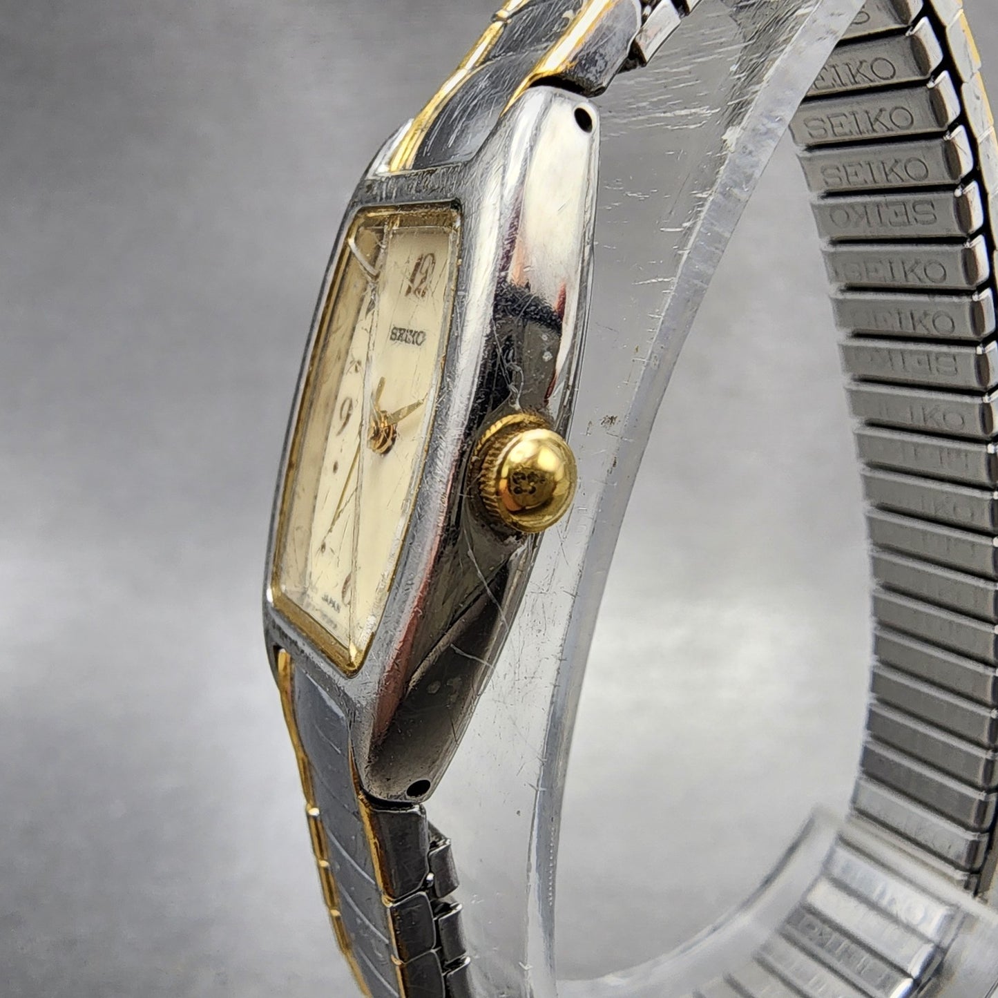 Seiko Watch Women 16mm Cream Dial Silver Tone Rectangle 1N015B69 New Batt2