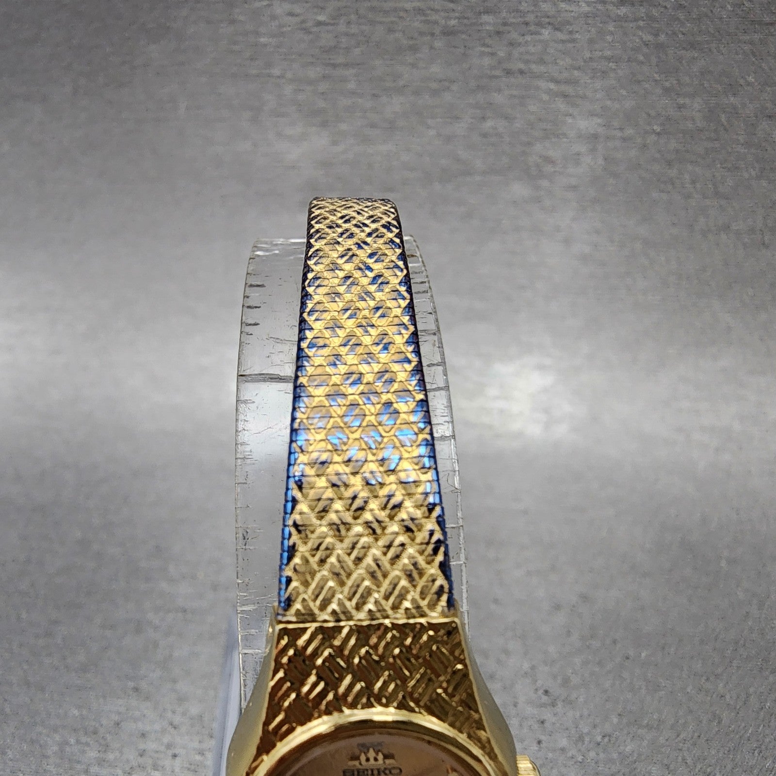 Seiko watch Women 18mm Gold Dial Gold Tone Oval V4015310 New Battery Vintage4