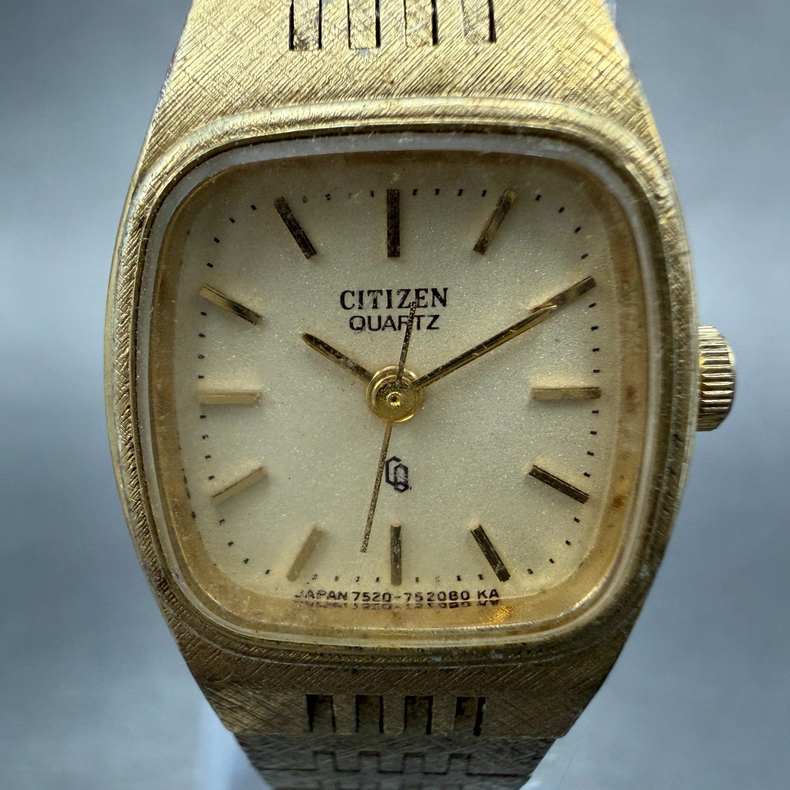 Citizen CQ Watch Women 18mm Champagne Dial Gold Tone Rectangle New Battery1