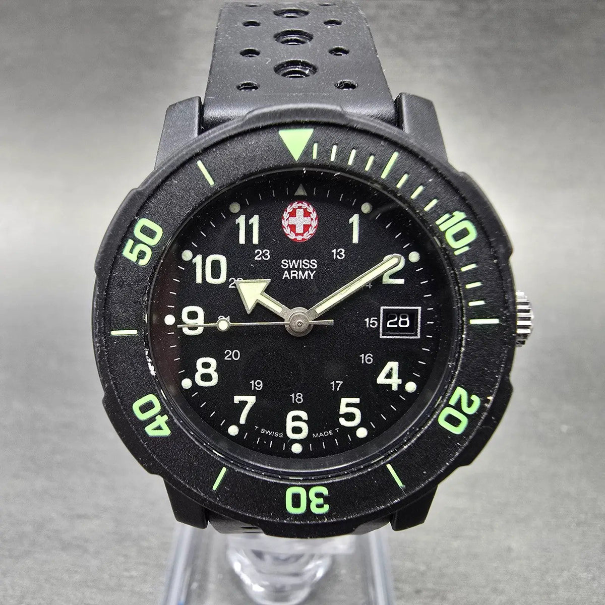 Victorinox Swiss Army Striker Watch Women 31mm Black Dial Black Tone Date PARTSK0