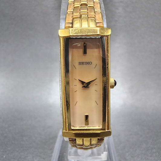 Seiko Tank Watch Women 14mm MOP Dial Gold Tone Rectangle 2e207609 New Battery0