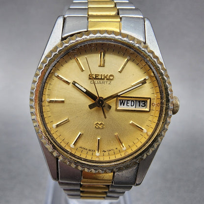 VTG Seiko SQ Watch Women 24mm Gold Dial Two Tone Daydate Round 3E230A60 New Bat1