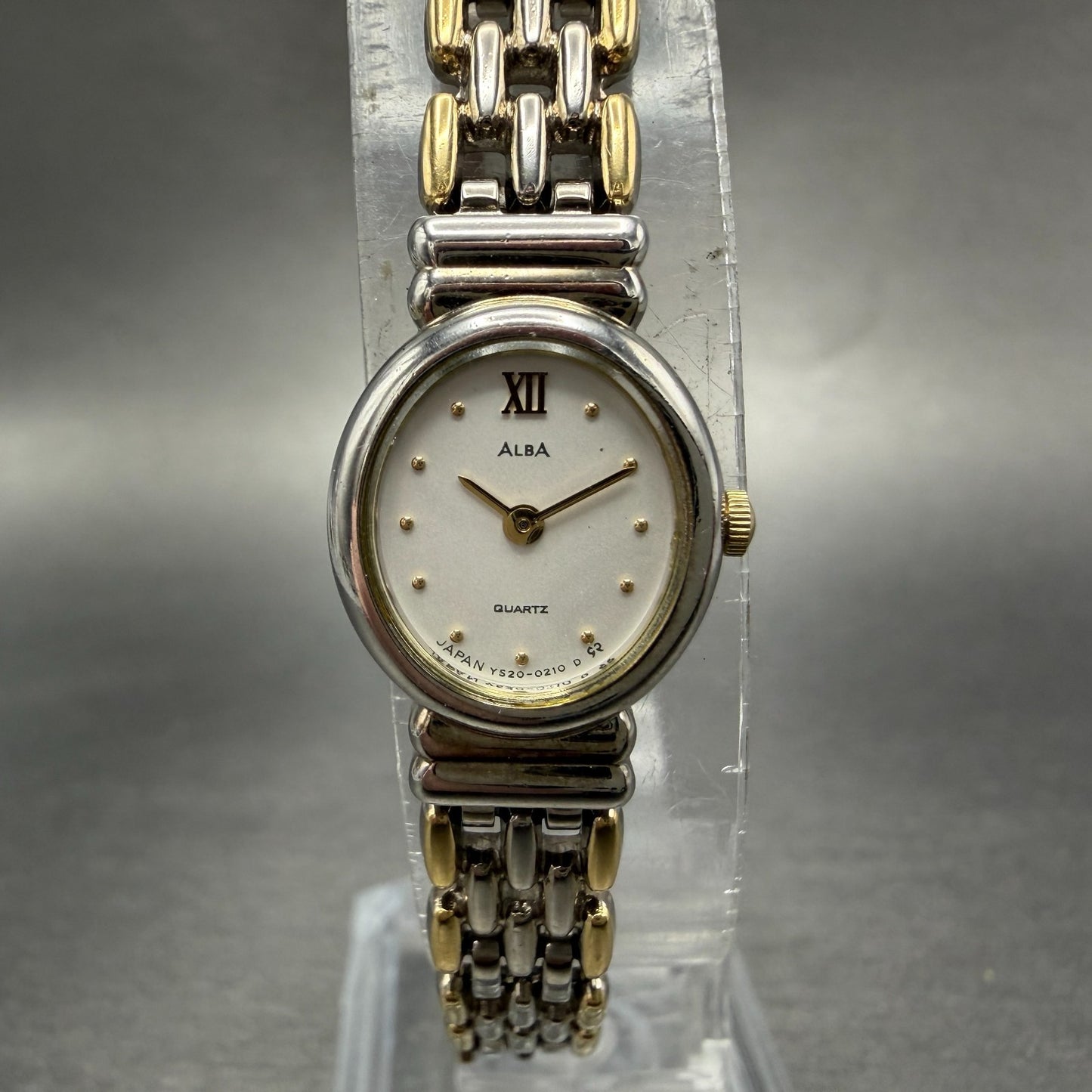 Seiko Alba Watch Women 15mm Silver Dial Two Tone Oval Y520-5070 New Battery VTG0