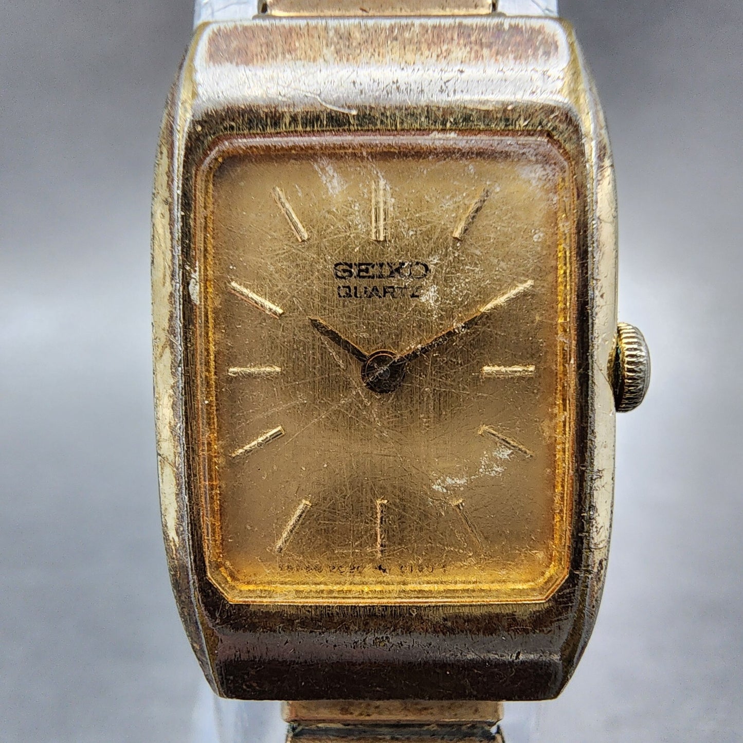 Seiko Watch Women 16mm Gold Dial Gold Tone Rectangle 2C205059 New Battery1