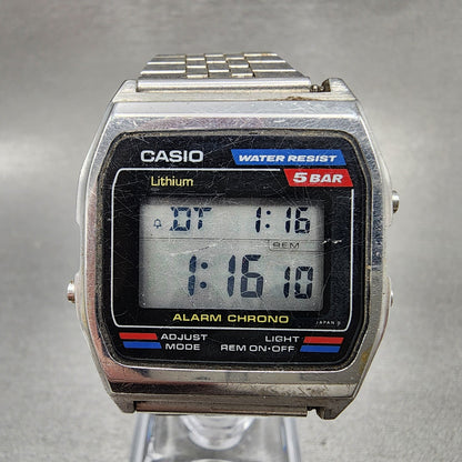 Casio W38 Watch Men 33mm LCD Silver Tone Alarm Chrono Octagon READ!!!! New Batt0