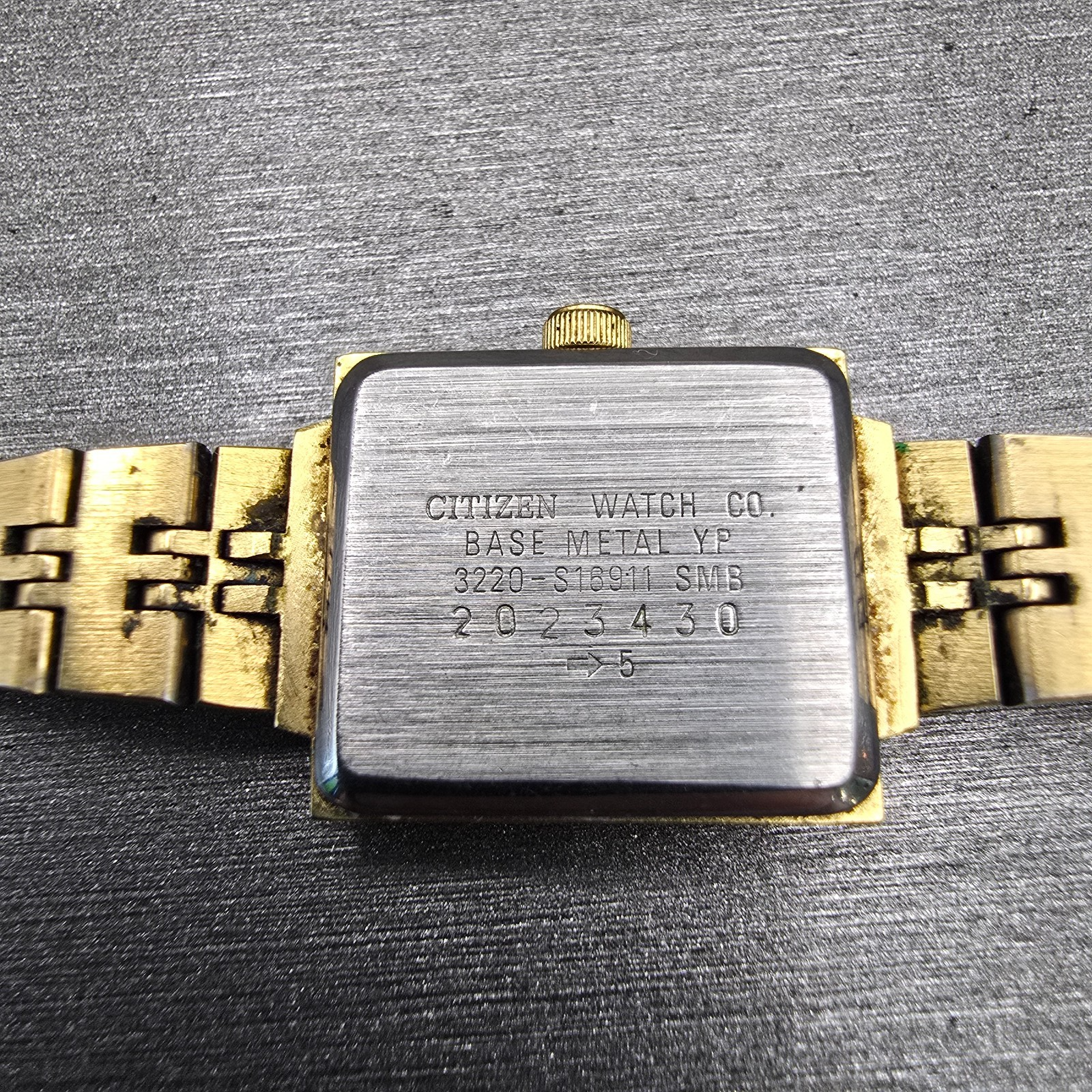Citizen CQ Watch Women 17mm Black Dial Gold Tone Rectangle 3220-S18911 New Batt10