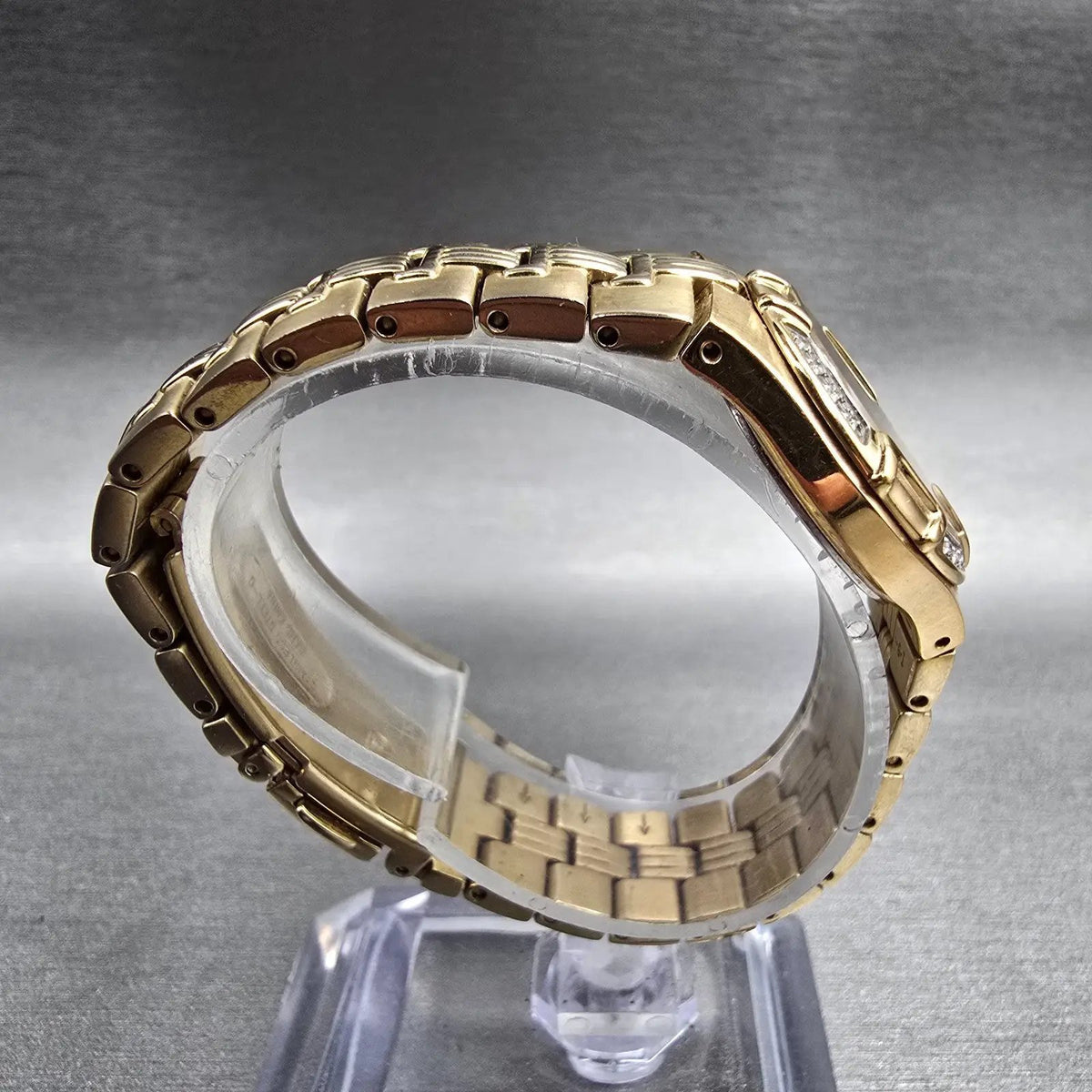 Seiko Watch Women 25mm Black Dial Gold Tone Date Diamonds 7N82-0DT0 New Battery8