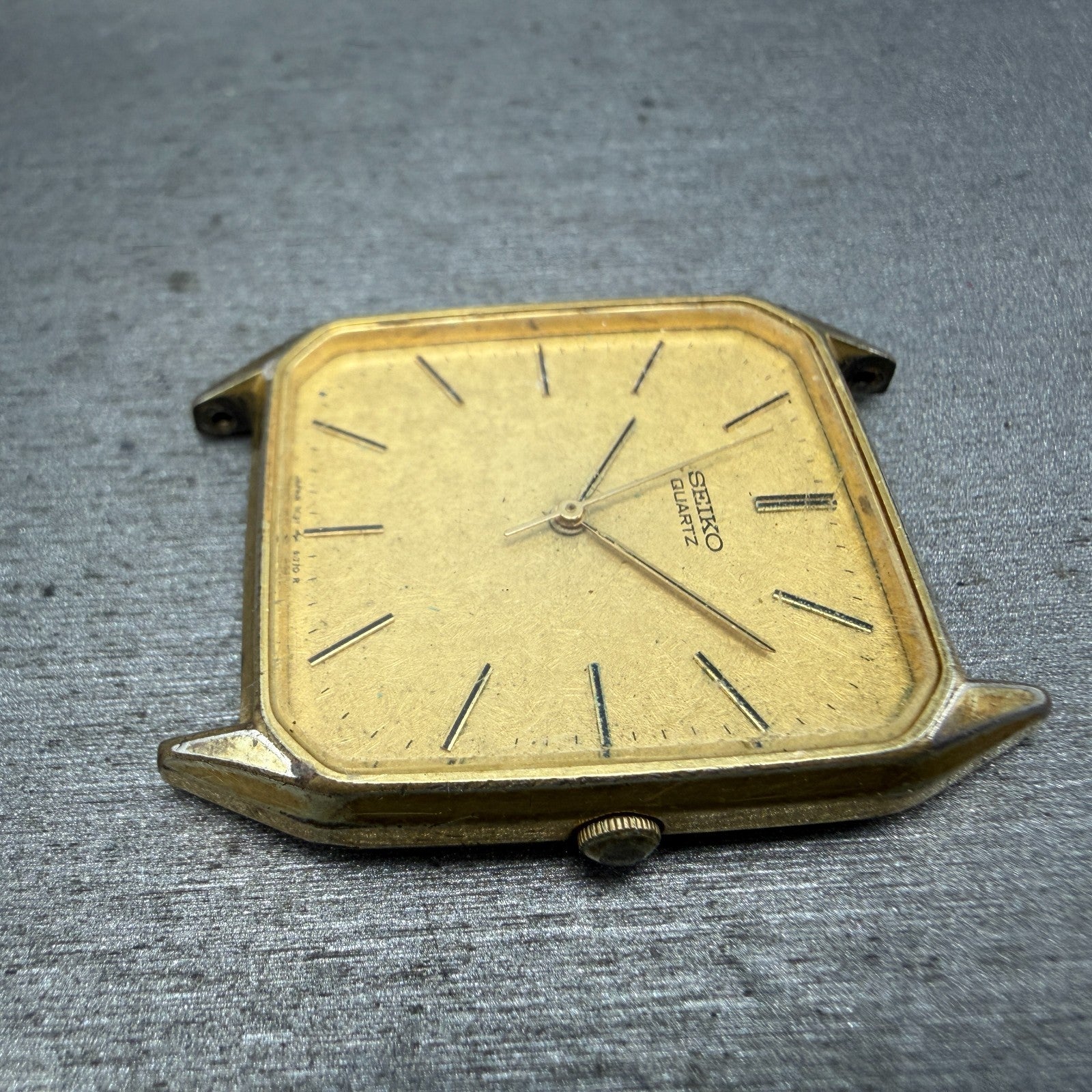 Seiko Tank Watch Men 27mm Champagne Dial Gold Tone Rectangle 7431-5049 PARTS6