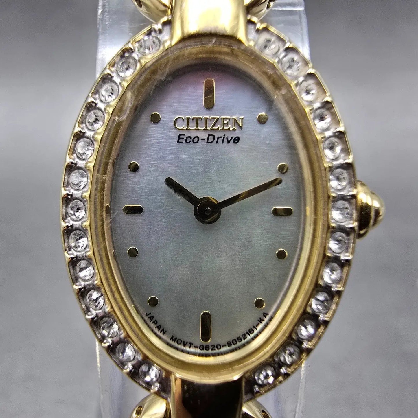 Citizen Eco-Drive Watch Women 17mm MOP Dial Gold Tone Oval G620-S030662 Runs1