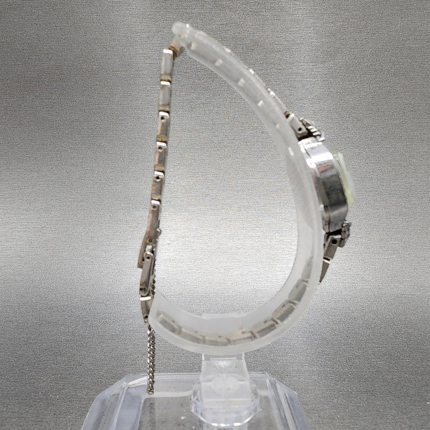 Seiko Special Watch Women 15mm Silver Dial Silver Tone Manual 11403030 Runs8
