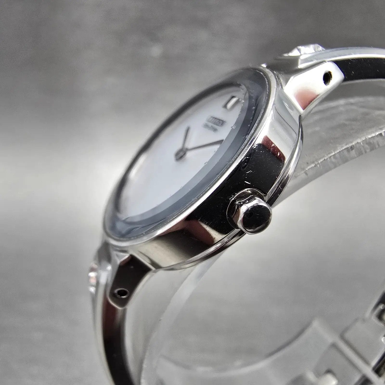 Citizen Eco-Drive Watch Women 23mm White Dial Silver Round B023-S089824 Runs3