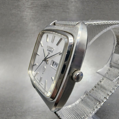 Seiko Quartz QT Watch Men 34mm Silver Dial Silver Tone Daydate 09235000 PARTS3
