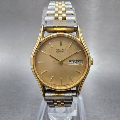 Seiko Watch Women 22mm Champagne Dial Gold Tone Daydate 2a230139 New Battery0