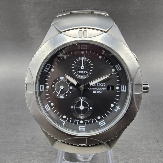 Seiko Chronograph Watch Men 42mm Gray Dial Silver Tone Date 7T92-0AW0 NewBattery0