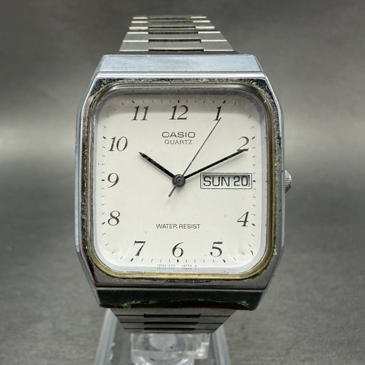 Casio MQ-518 Watch Men 30mm Silver Dial Silver Tone Rectangle Daydate New BattHJ0
