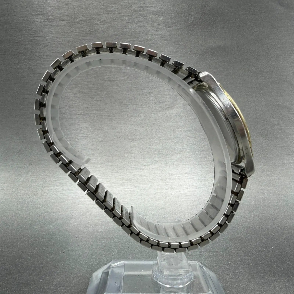 48304753