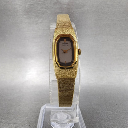 Seiko Watch Women 13mm Gray Dial Gold Tone Rectangle 2E205850 New Battery5