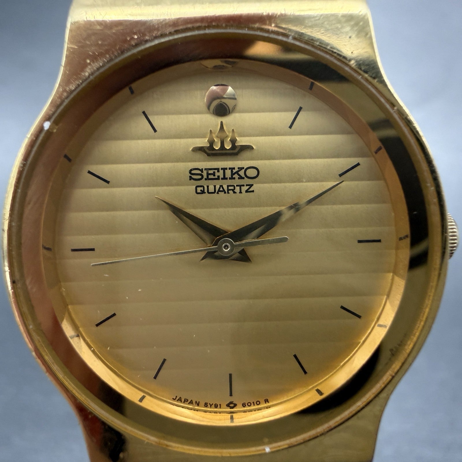 Seiko Watch Women 28mm Champagne Dial Gold Tone Round 5y91-6010 New Battery VTG1