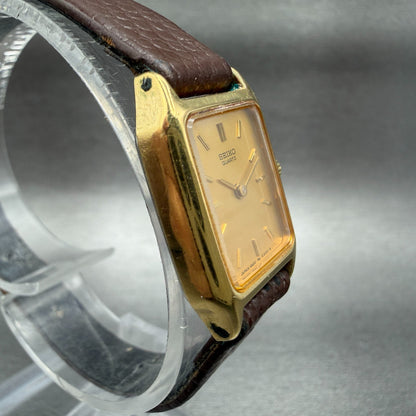 Seiko Tank Watch Women 17mm Champagne Dial Gold Tone 4N00-5129 New Battery3