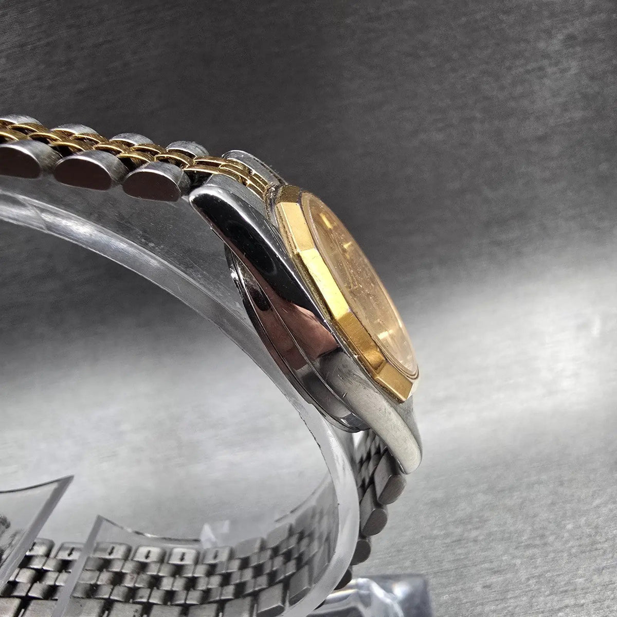 Bulova Marine Star Watch Women 24mm Gold Dial Two Tone Date Round 90G17 New Batt3