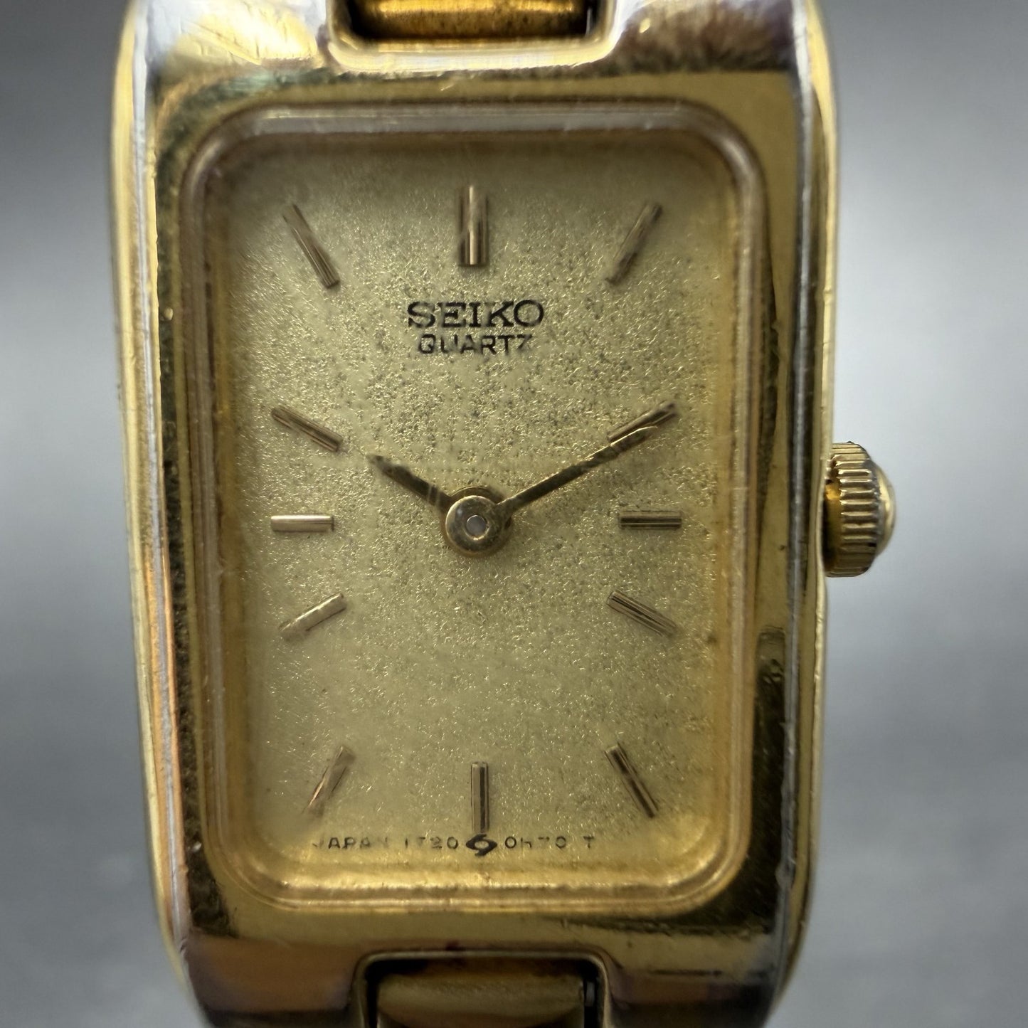 Seiko Tank Watch Women 15mm Champagne Dial Gold Tone Rectangle 1F20-5D99 New Bat1