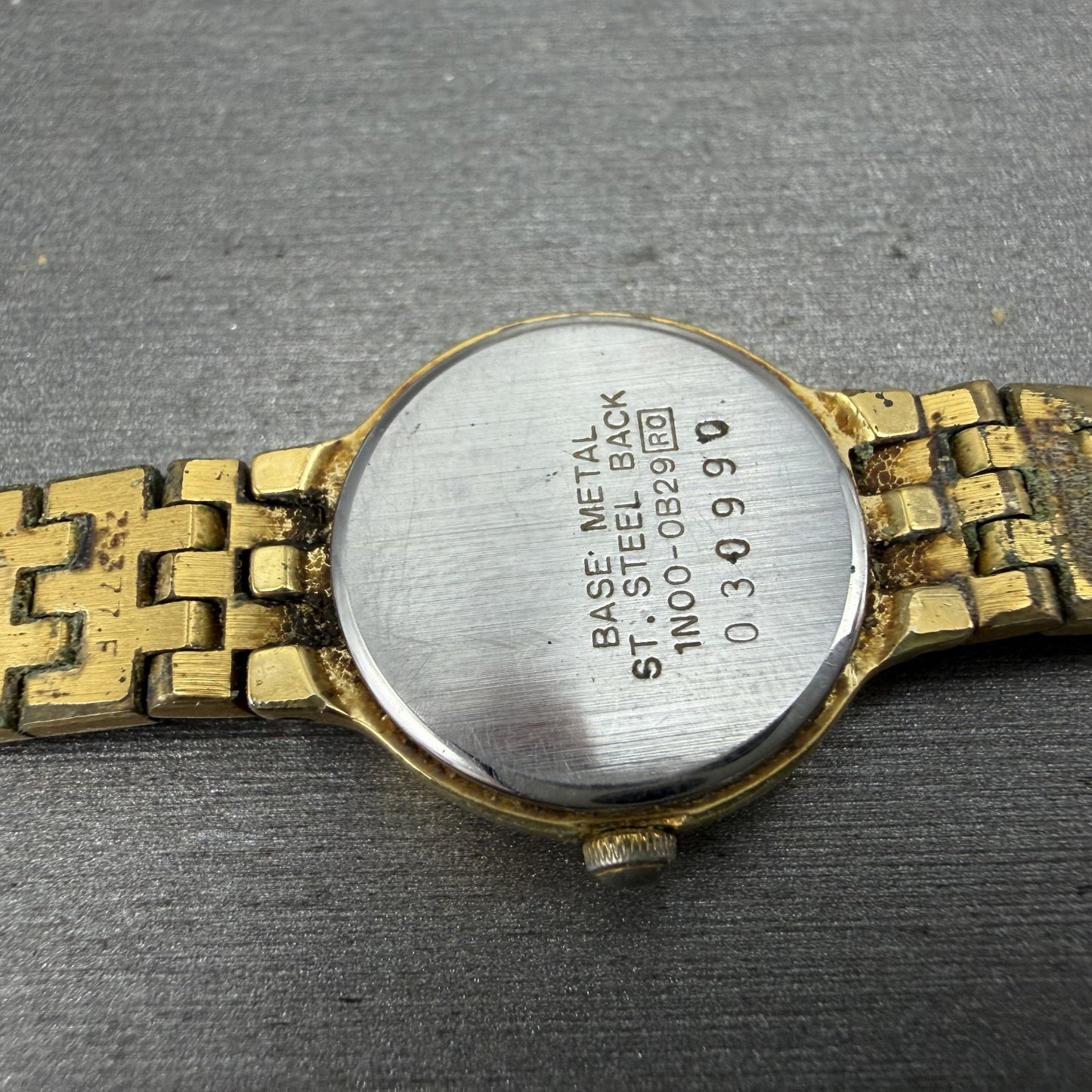 Seiko Watch Women 19mm Black Dial Gold Tone Round Vintage 1N00-0B29 New Battery13