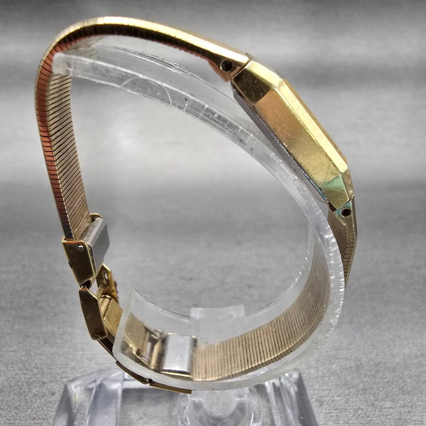 Seiko Watch Women 12mm Gold Dial Gold Tone Rectangle 1320-5040 New Battery VTG8