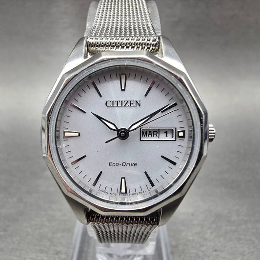 Citizen Eco-Drive Watch Women 26mm White Dial Silver Daydate E001-S053463 Works0