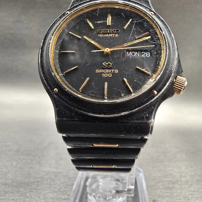 Seiko Sports 100 Watch Men 37mm Black Dial Two Tone Daydate 6923-7069 New Batt5