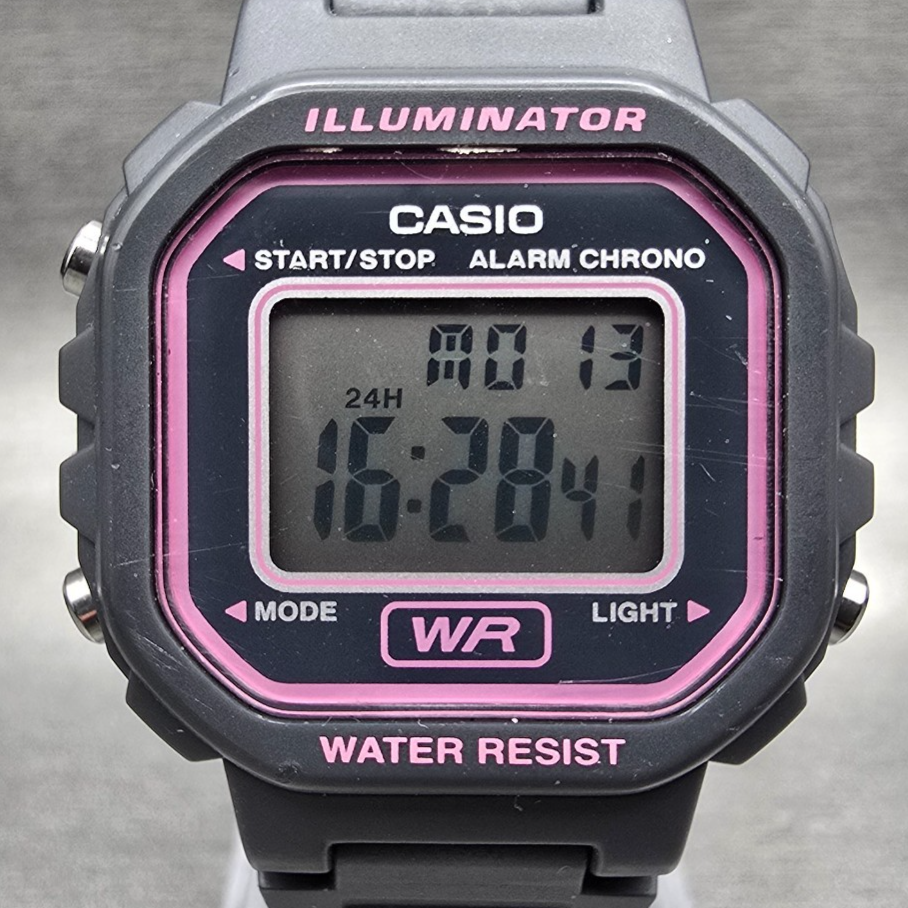 Casio Illuminator LA-20WH Watch Women 30mm Pink Gray Chrono Alarm New Battery JP1