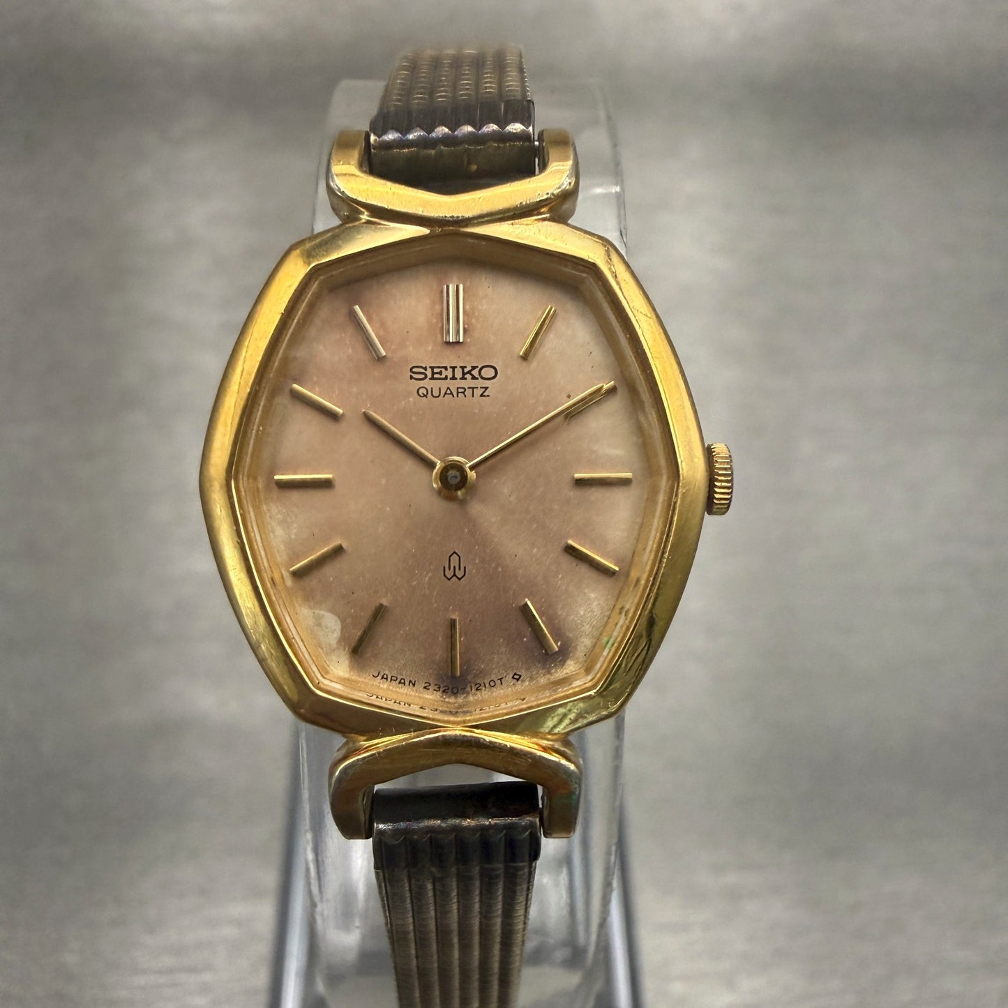 Seiko Watch Women 20mm Champagne Dial Gold Tone Oval 2320-5680 New Battery0