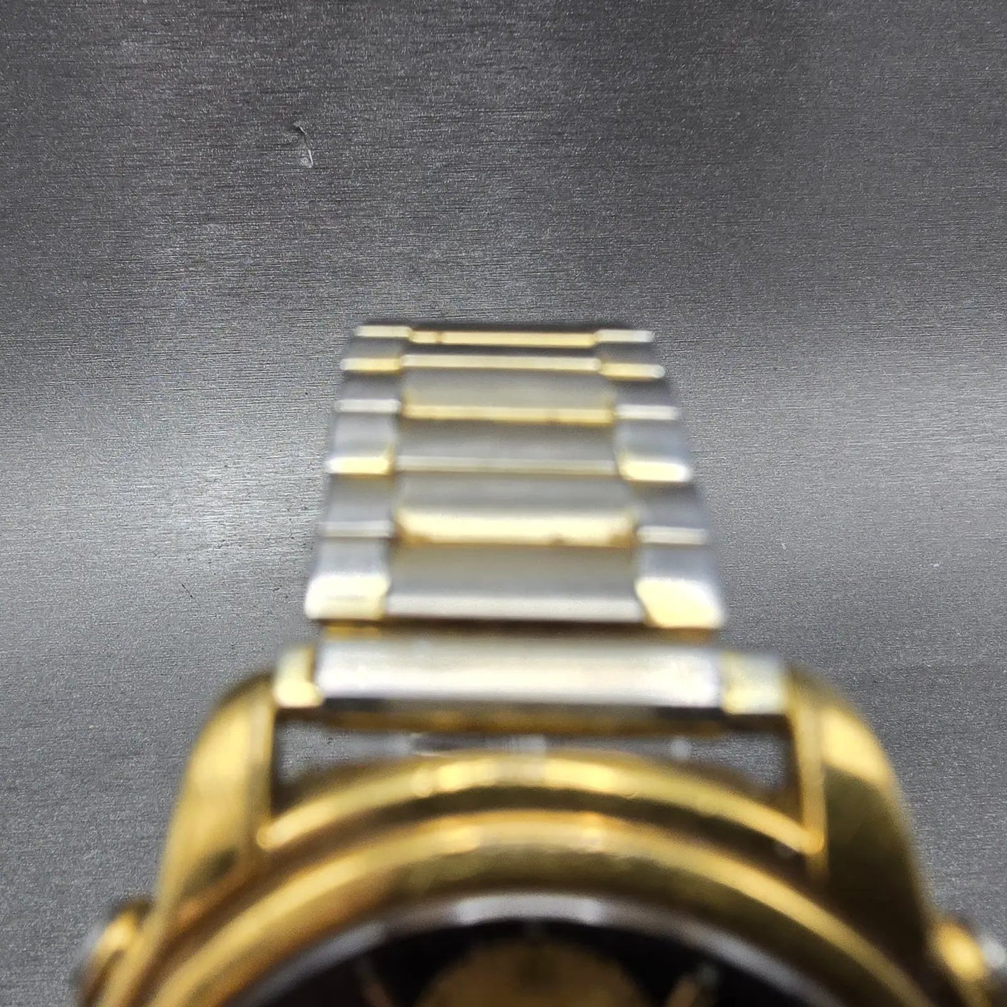 Seiko Chronograph Watch Men 38mm Black Dial Gold Tone Date 7T32-6G43 PARTS VTG5