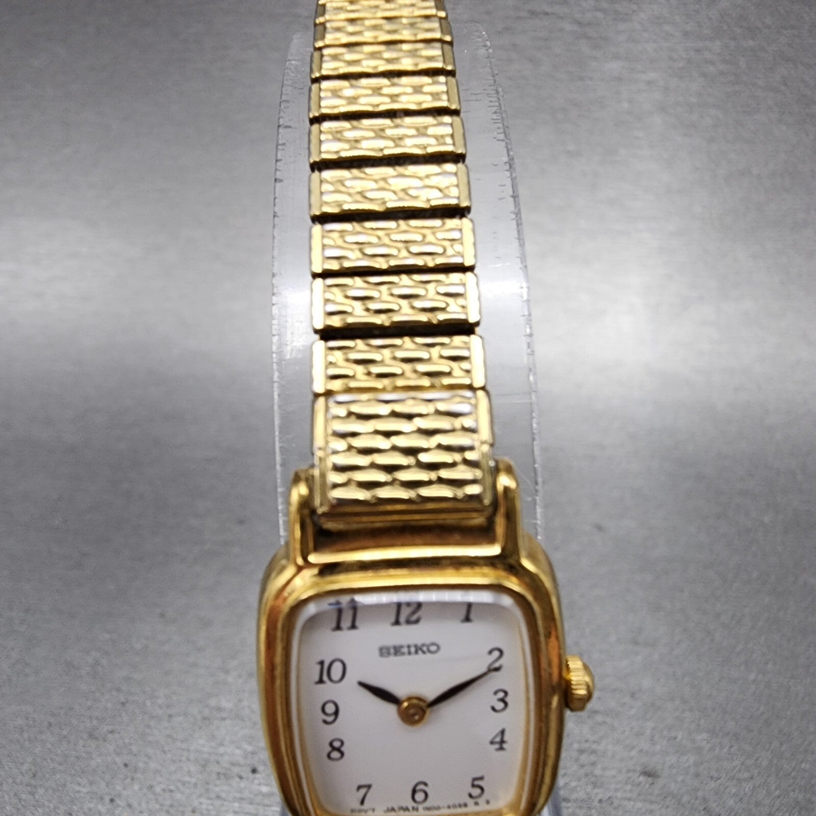 VTG Seiko Watch Women 17mm White Dial Gold Tone Rectangle 1N005K29 New Battery4