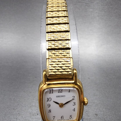 VTG Seiko Watch Women 17mm White Dial Gold Tone Rectangle 1N005K29 New Battery4