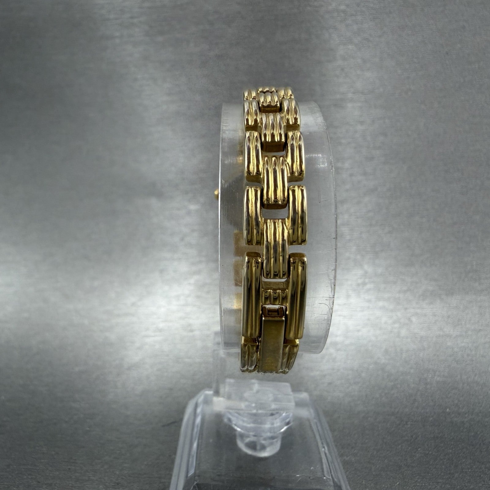 Citizen Watch Women 16mm Black Dial Gold Tone Oval 3220326091 New Battery7