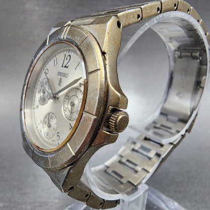 Seiko Lukia Watch Women 32mm Silver Dial Stainless Steel Daydate 5Y890B20 Works2