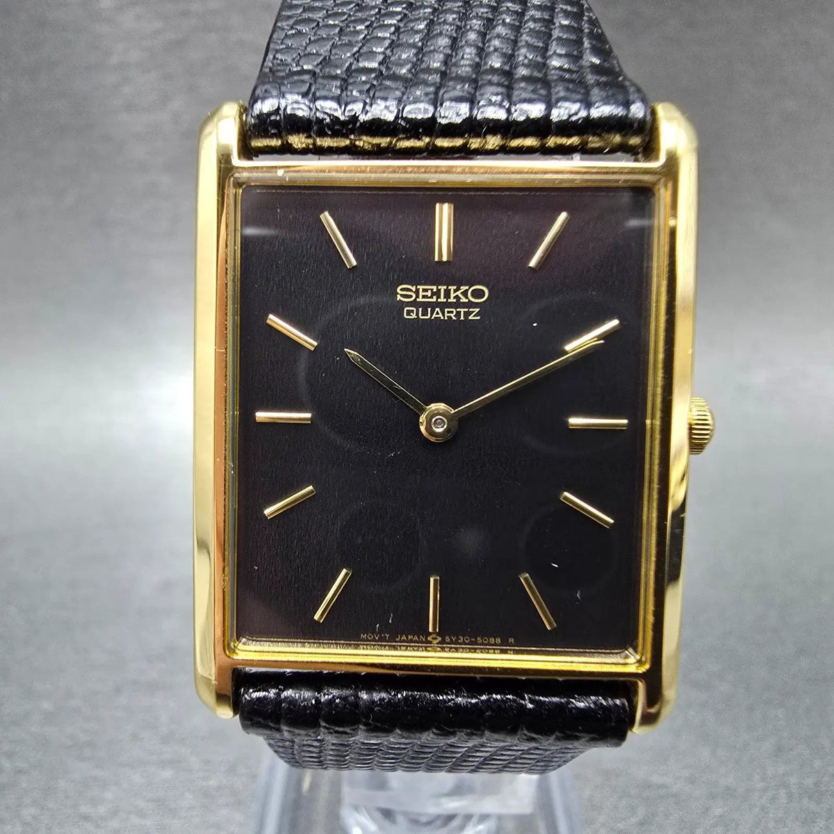 Seiko Tank Watch Men 25mm Black Dial Gold Rectangle 5Y30-5069 New Battery JP21