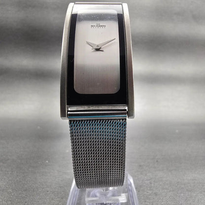 Skagen Denmark Watch Women 20mm Silver Dial Two Tone Rectangle 2SSS New Battery5