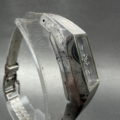 Seiko tank Watch Women 13mm Gray Dial Silver Tone Manual 1520-3570 Runs ABC3